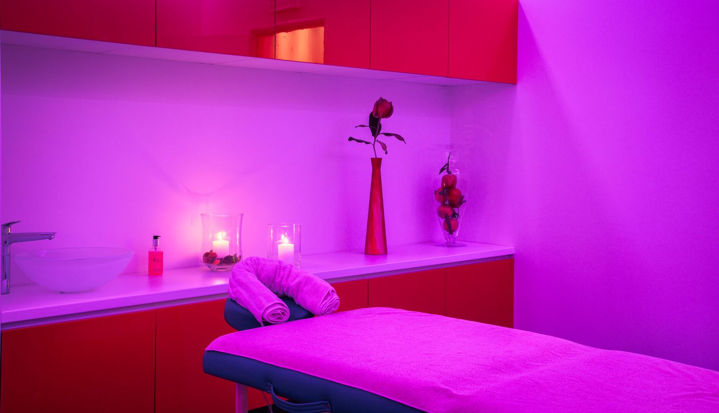 Hotel-Mediterranean-Beach-Sports-and-Entertainment-83