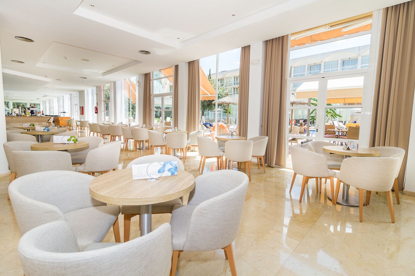 Eix Alzinar Mar - Adults Only