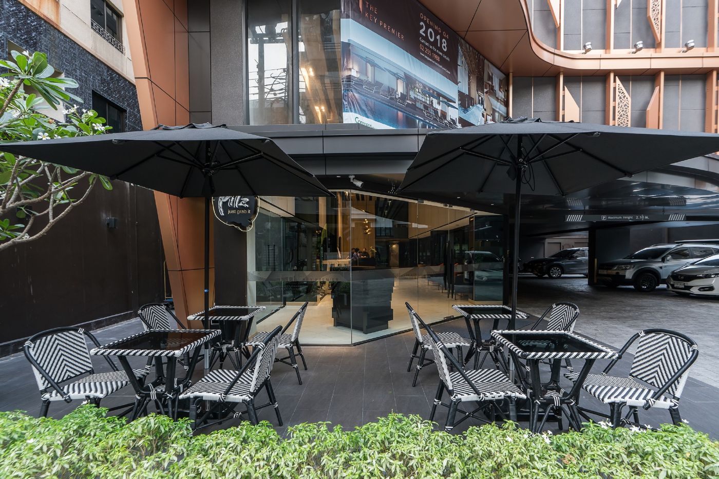 The-Key-Premier-Hotel-Sukhumvit-Terrace-2