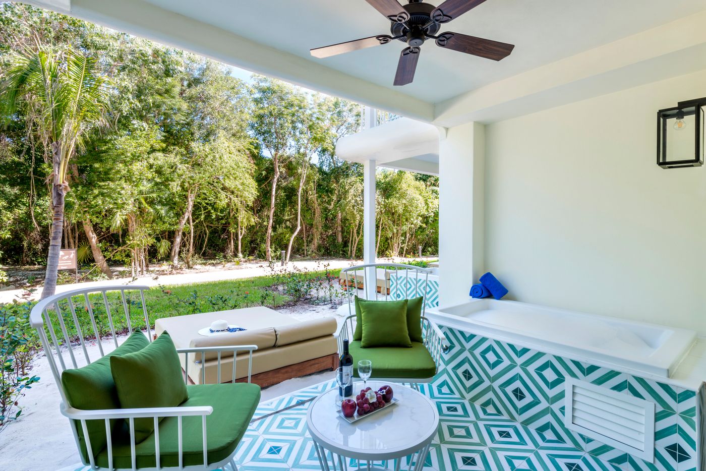 Ocean-Riviera-Paradise-Eden-By-The-Beach-Room-92