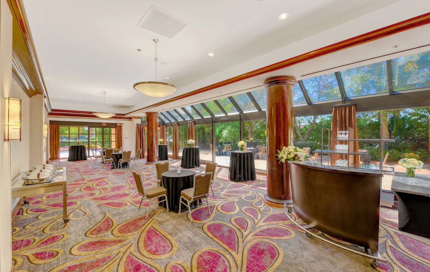 Hotel-Fera-Anaheim--a-DoubleTree-by-Hilto-Conferences-22