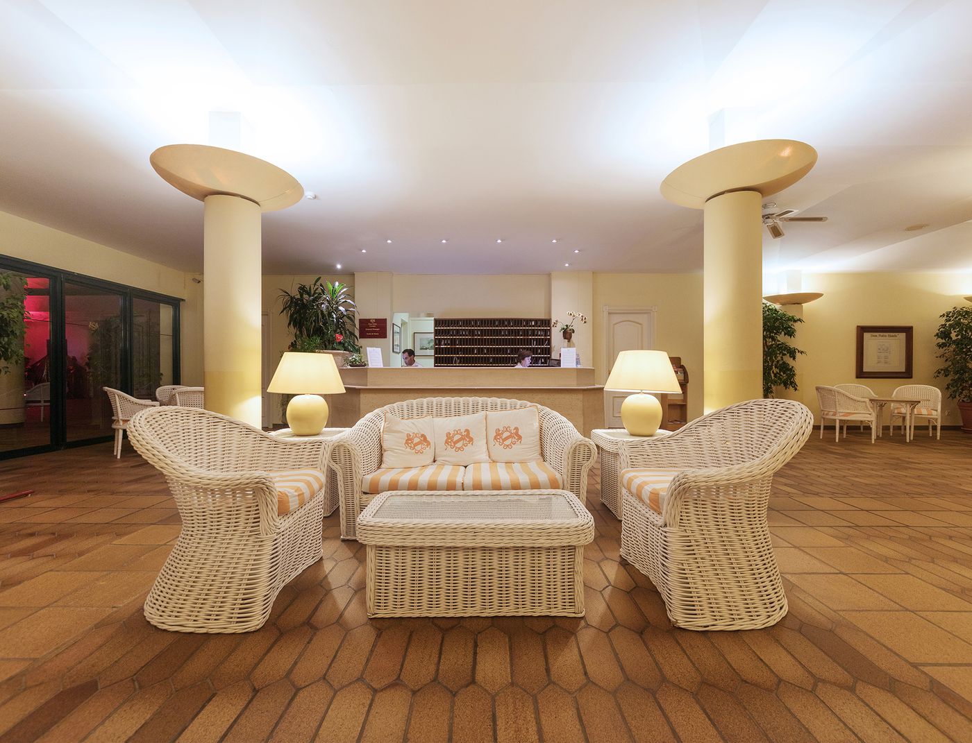 Dom-Pedro-Garajau-Lobby-48