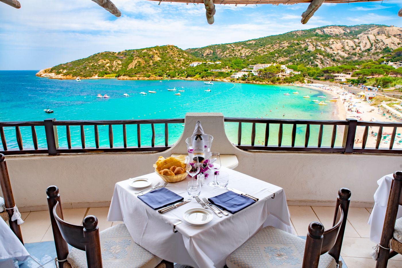 Club-Hotel-Baja-Sardinia-Lobby-21