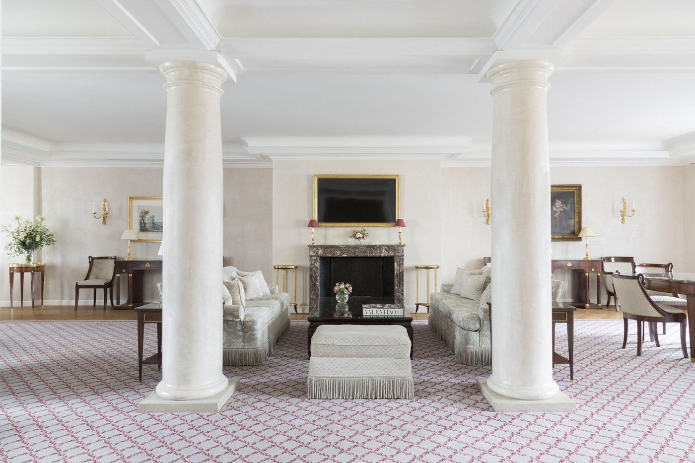 Le-Bristol-Paris-Room-20