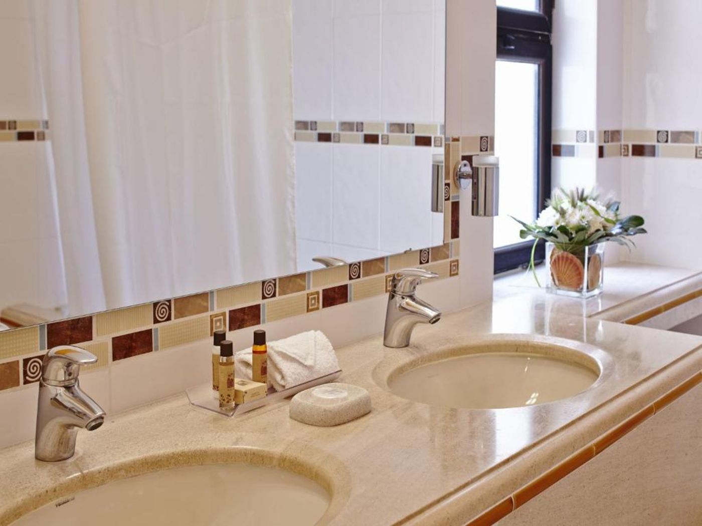 Four-Seasons-Vilamoura-Room-34