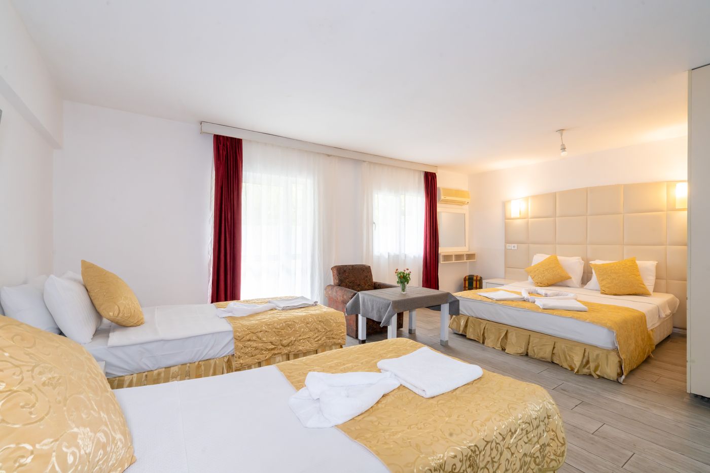 Grand-Villa-Sol-Apart-Room-30