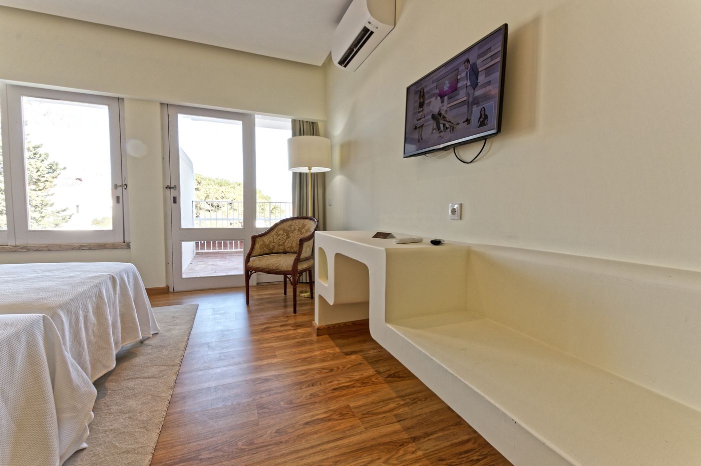 Carvoeiro-Hotel-Room-18