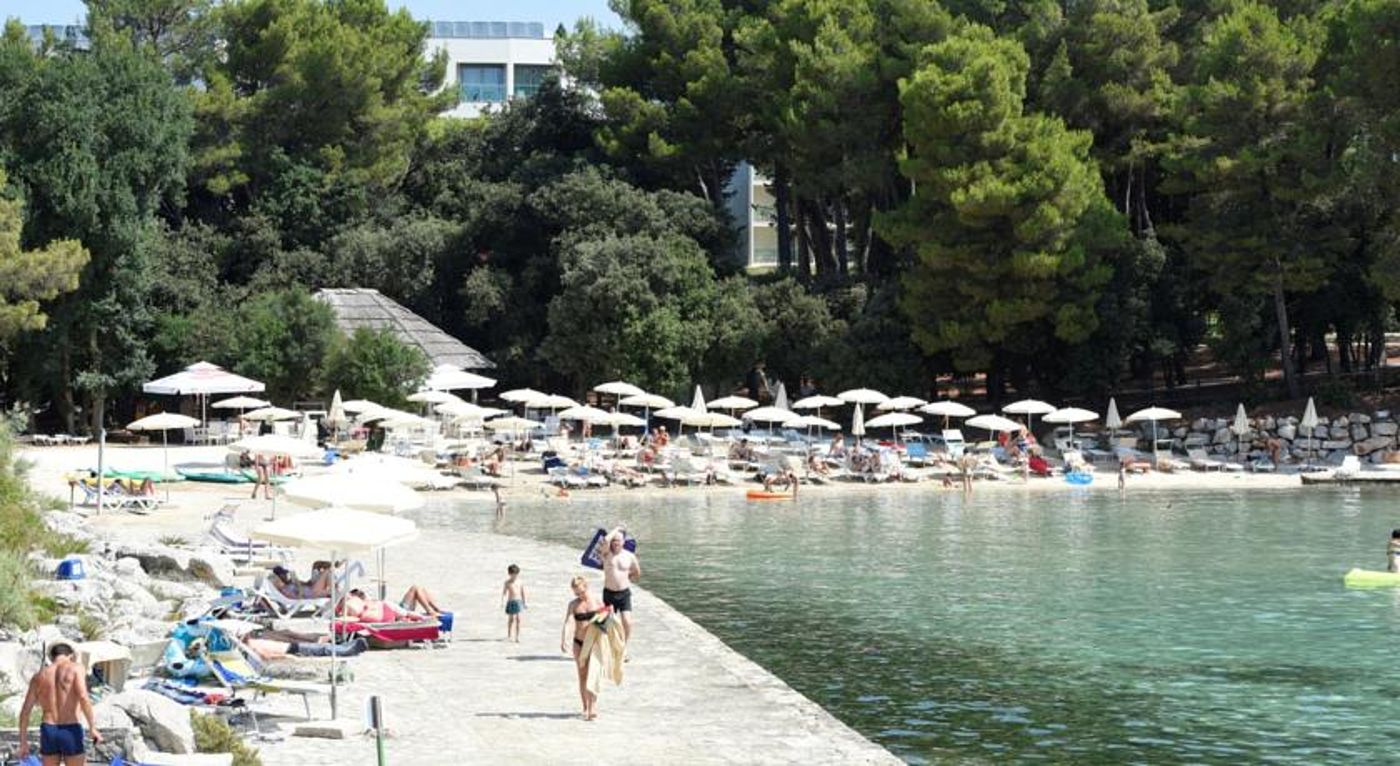 Crvena Luka Hotel & Resort