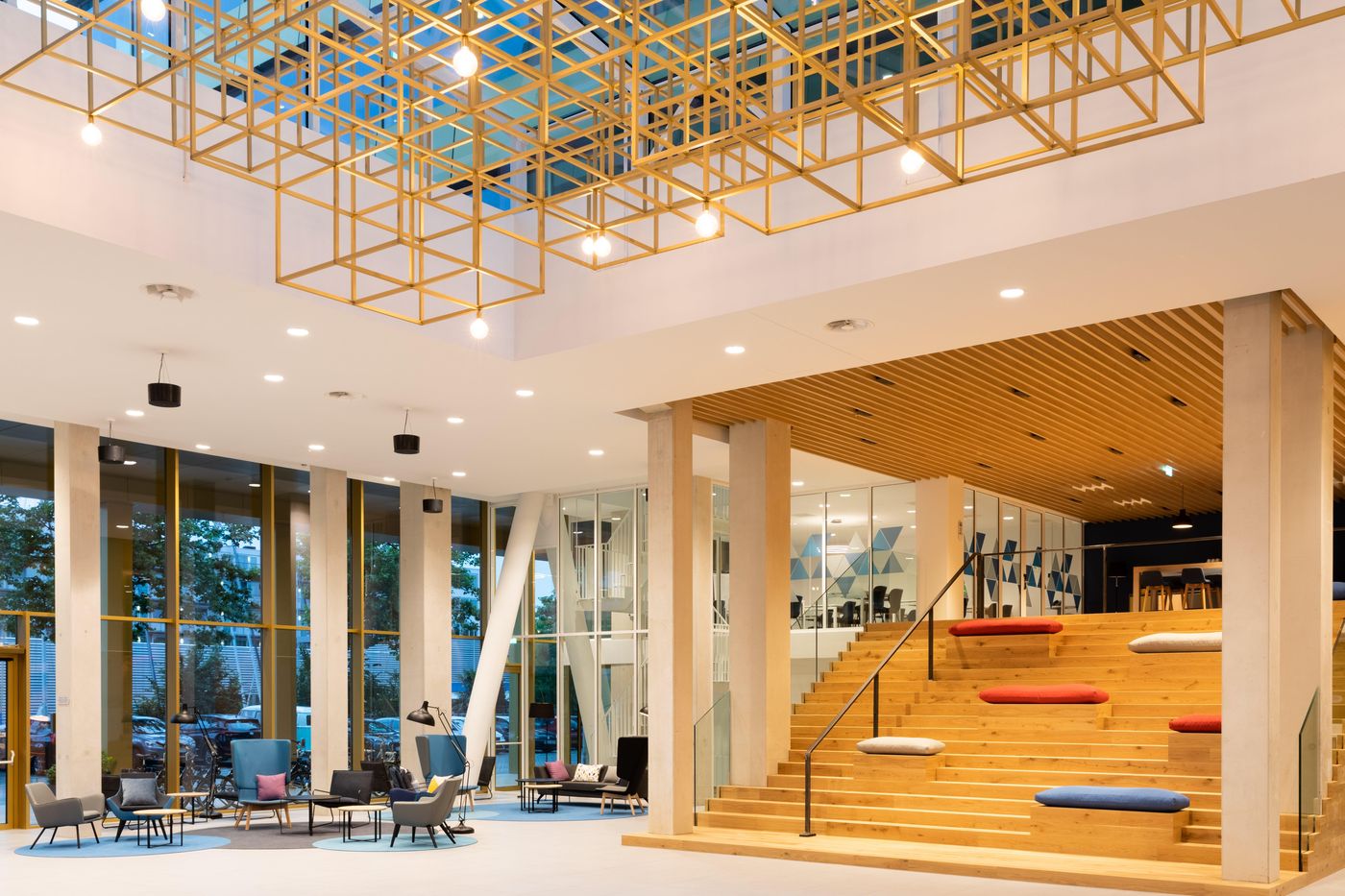 Holiday Inn Express Amsterdam - North Riverside-Netherlands-AMSTERDAM-Lobby-6