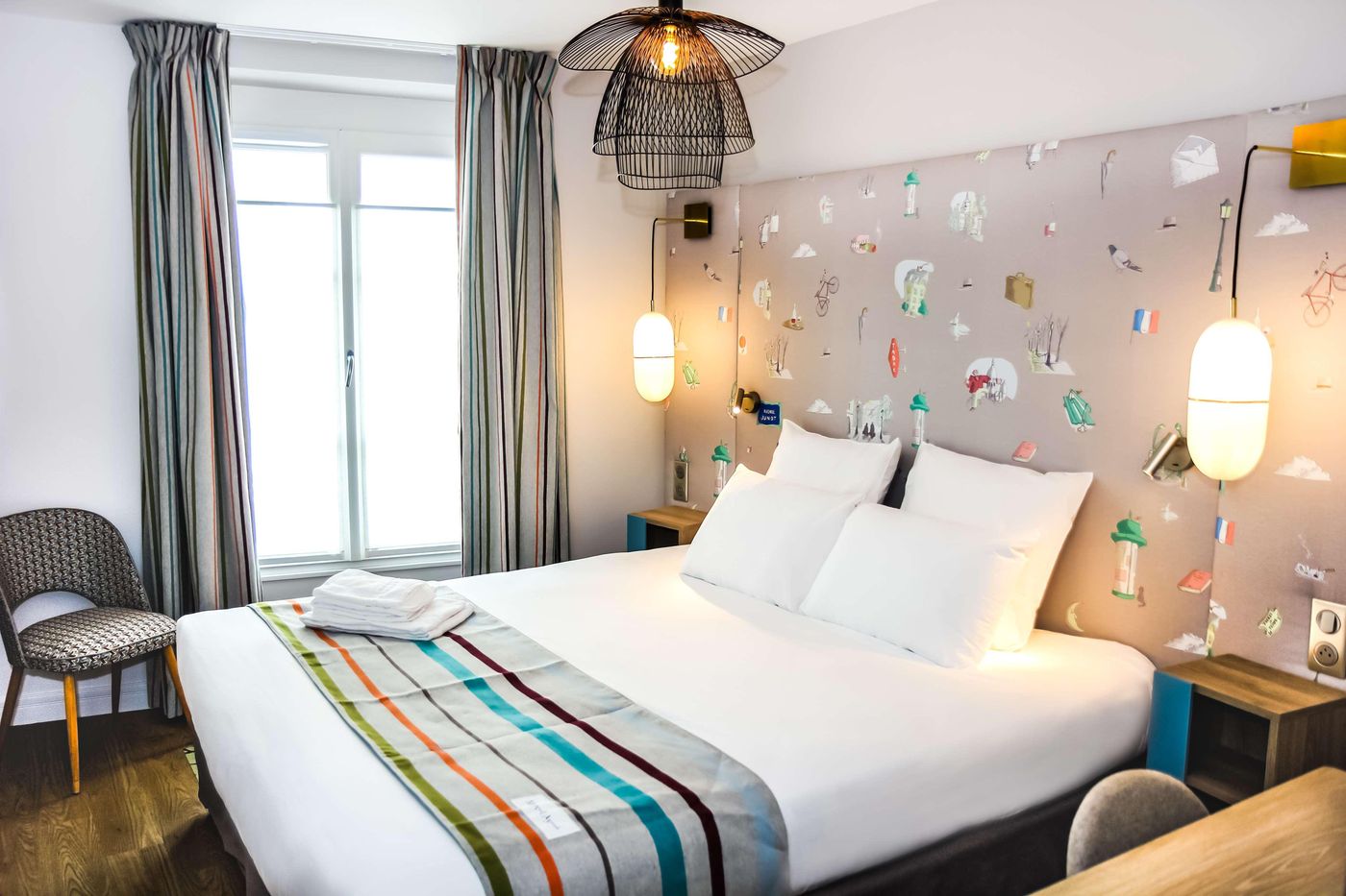 Hotel Litteraire Marcel Ayme, BW Premier Collectio - France - Paris - Room - 5