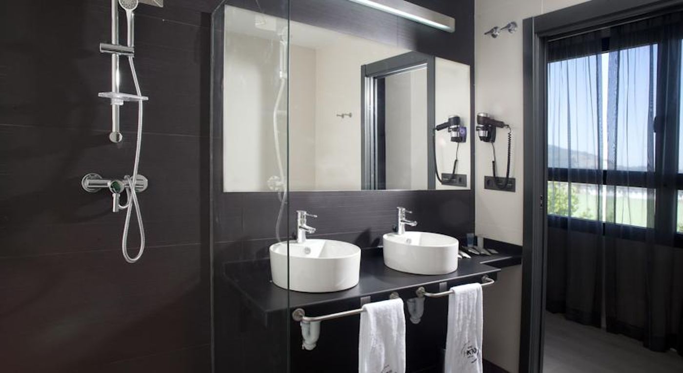 K10 Hotel-Spain-URNIETA-Room-10