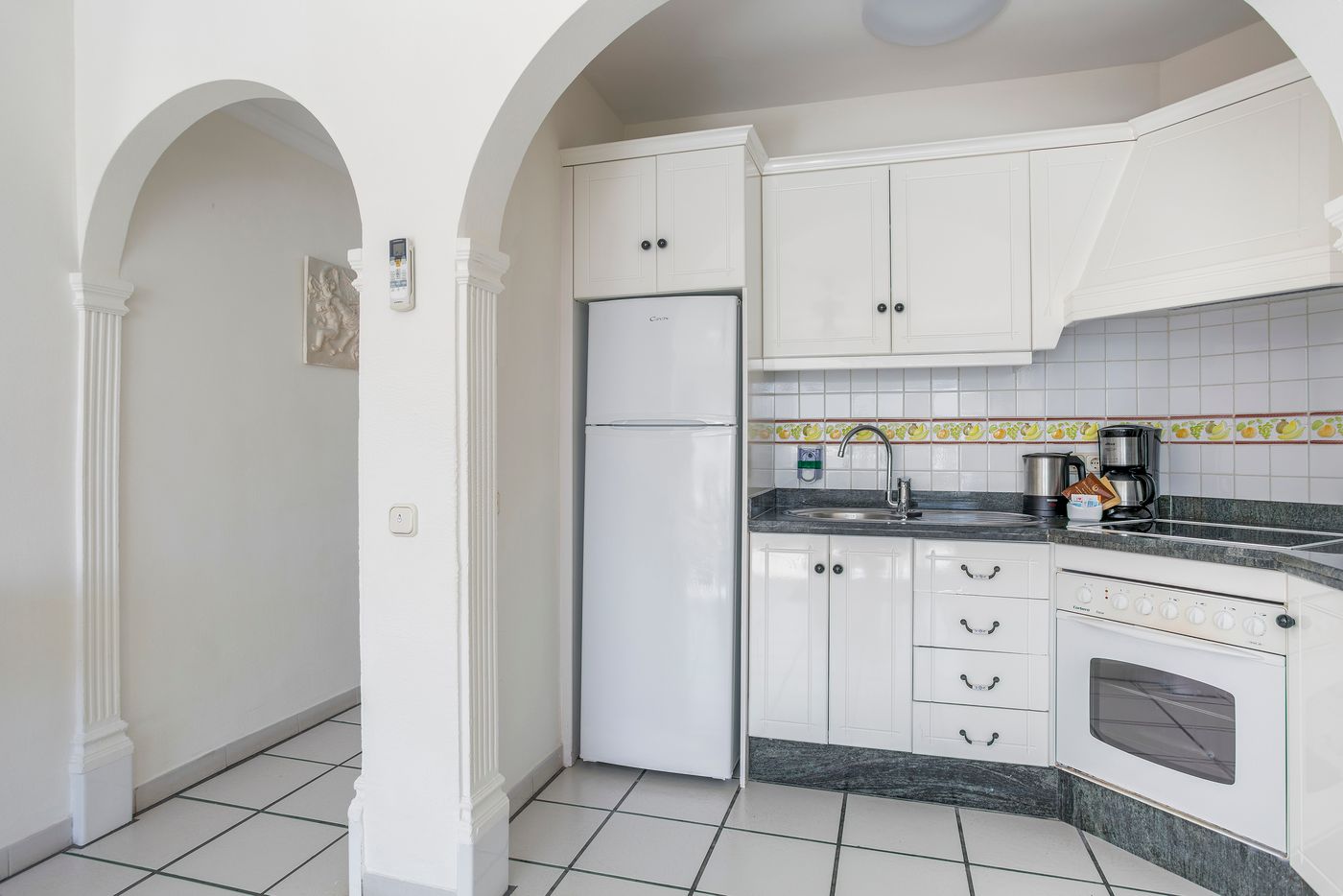 Santa-Barbara-Golf---Ocean-Club-Room-30