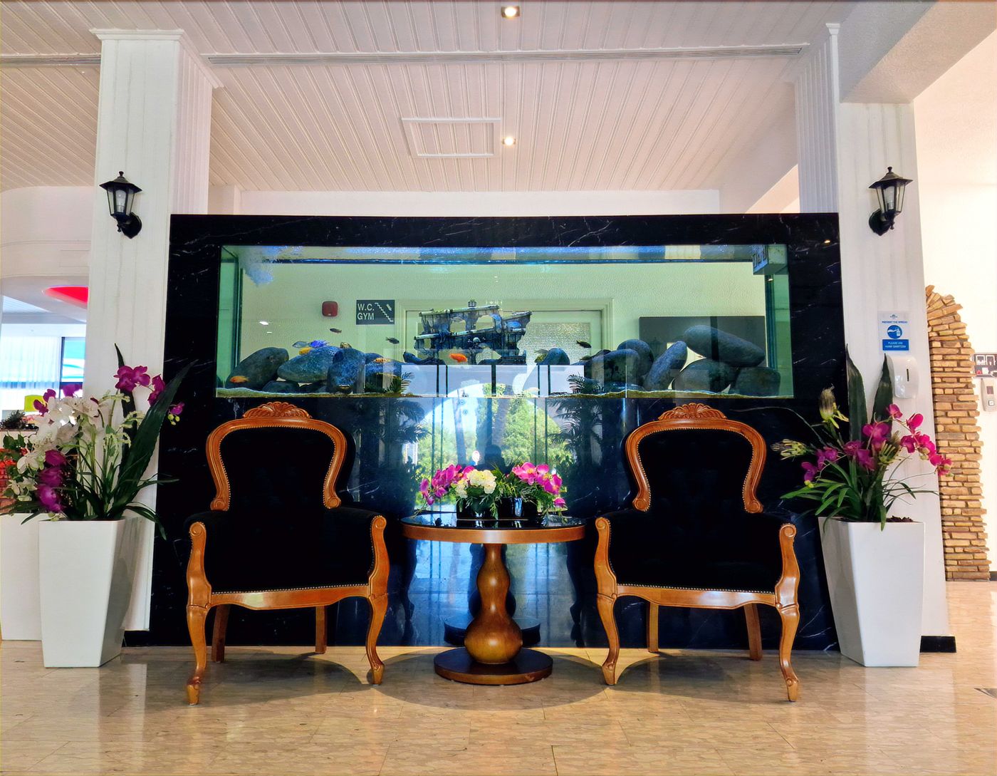 Sveltos-Hotel-Lobby-55