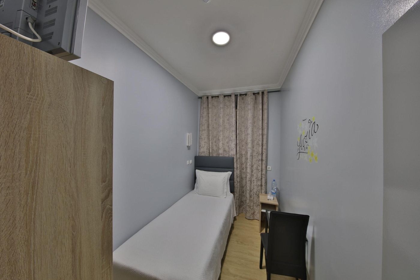 O-El-trico-Guesthouse-Room-23