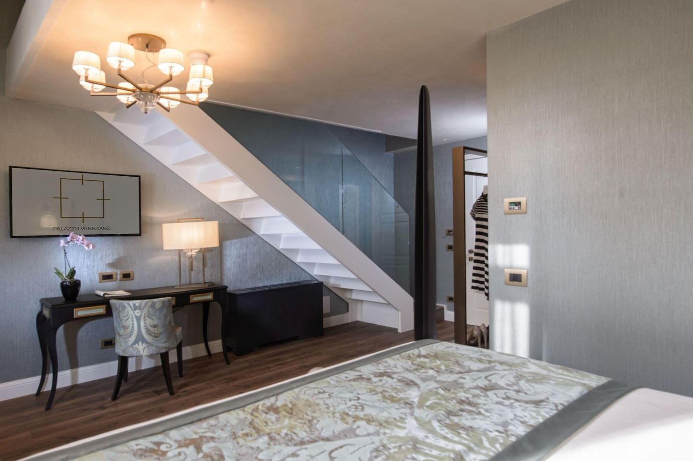 Palazzo-Veneziano-Room-61