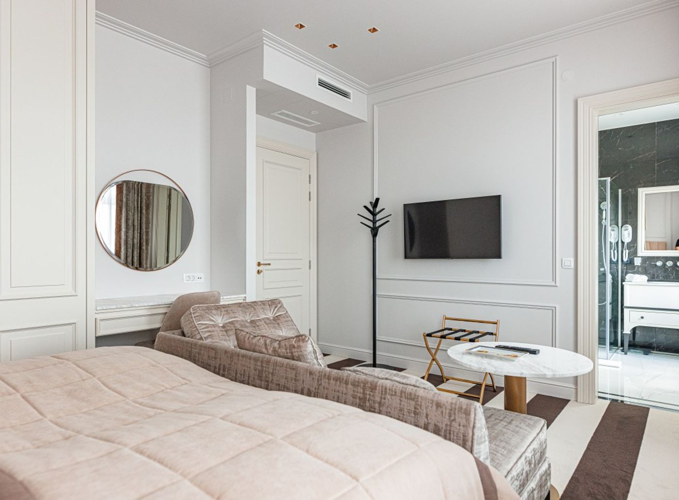 Hotel Balkan-Serbia-Belgrade-Room-9
