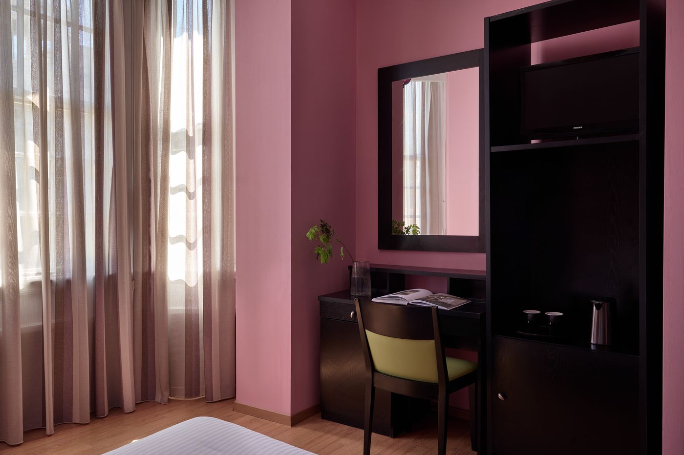 Delphi-Art-Hotel-Room-22
