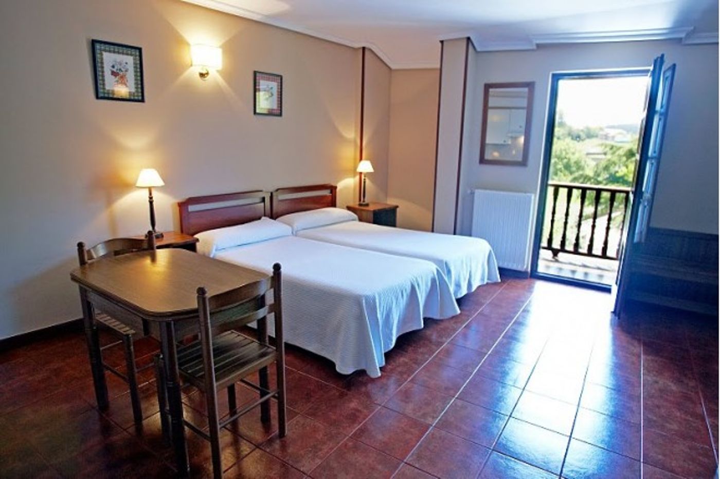 Capriccio-Spain-SANTILLANA DE MAR-General view-2