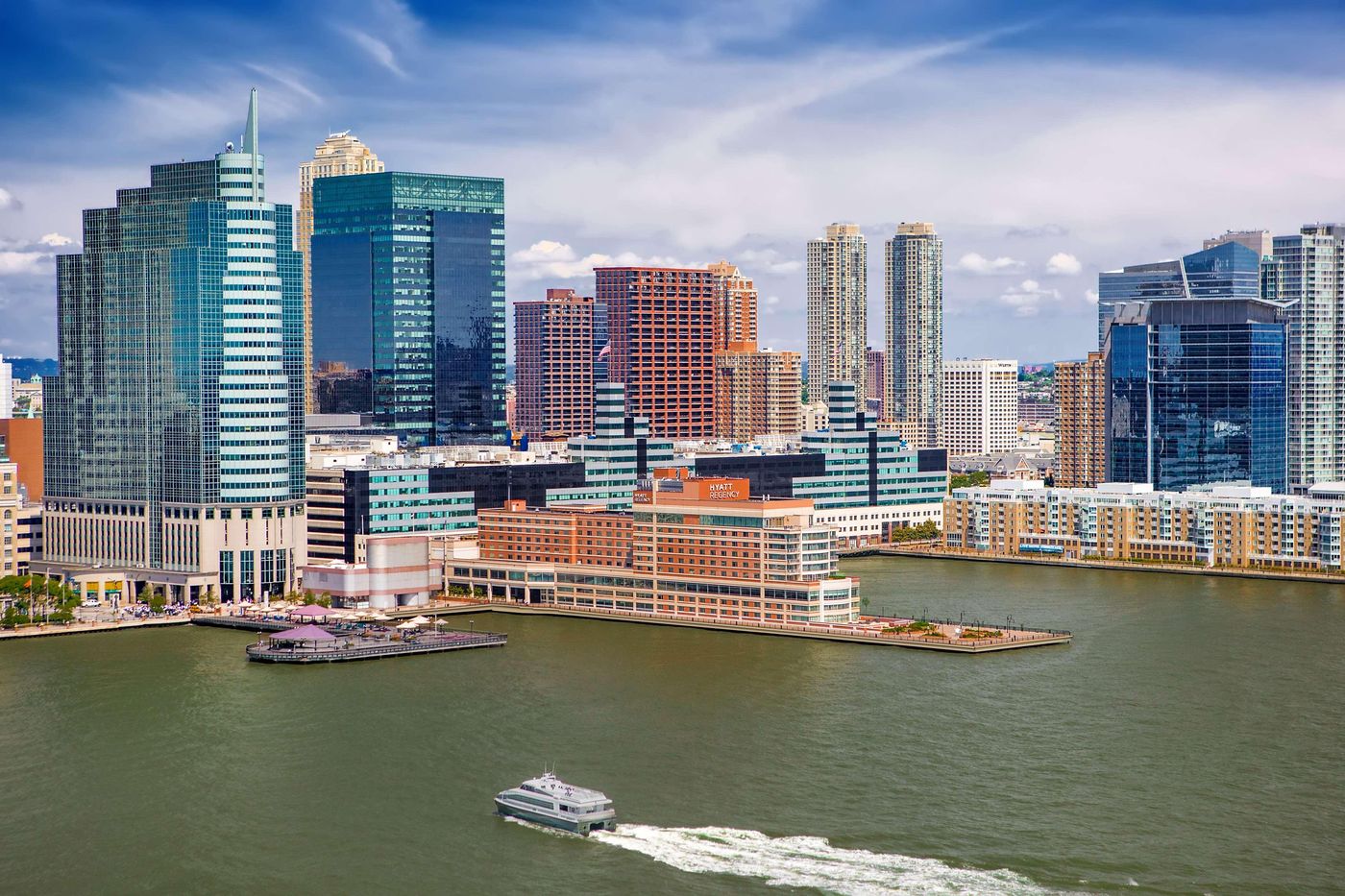 Hyatt-Regency-Jersey-City-on-the-Hudson-General-view-1