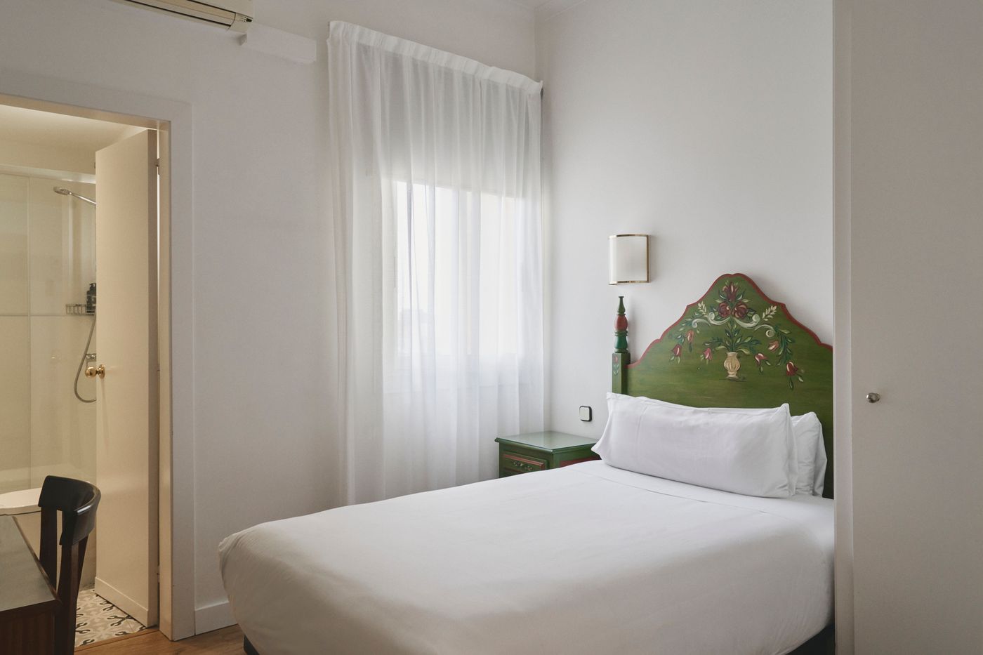 Meson Castilla Atiram Hotel-Spain-BARCELONA-Room-9