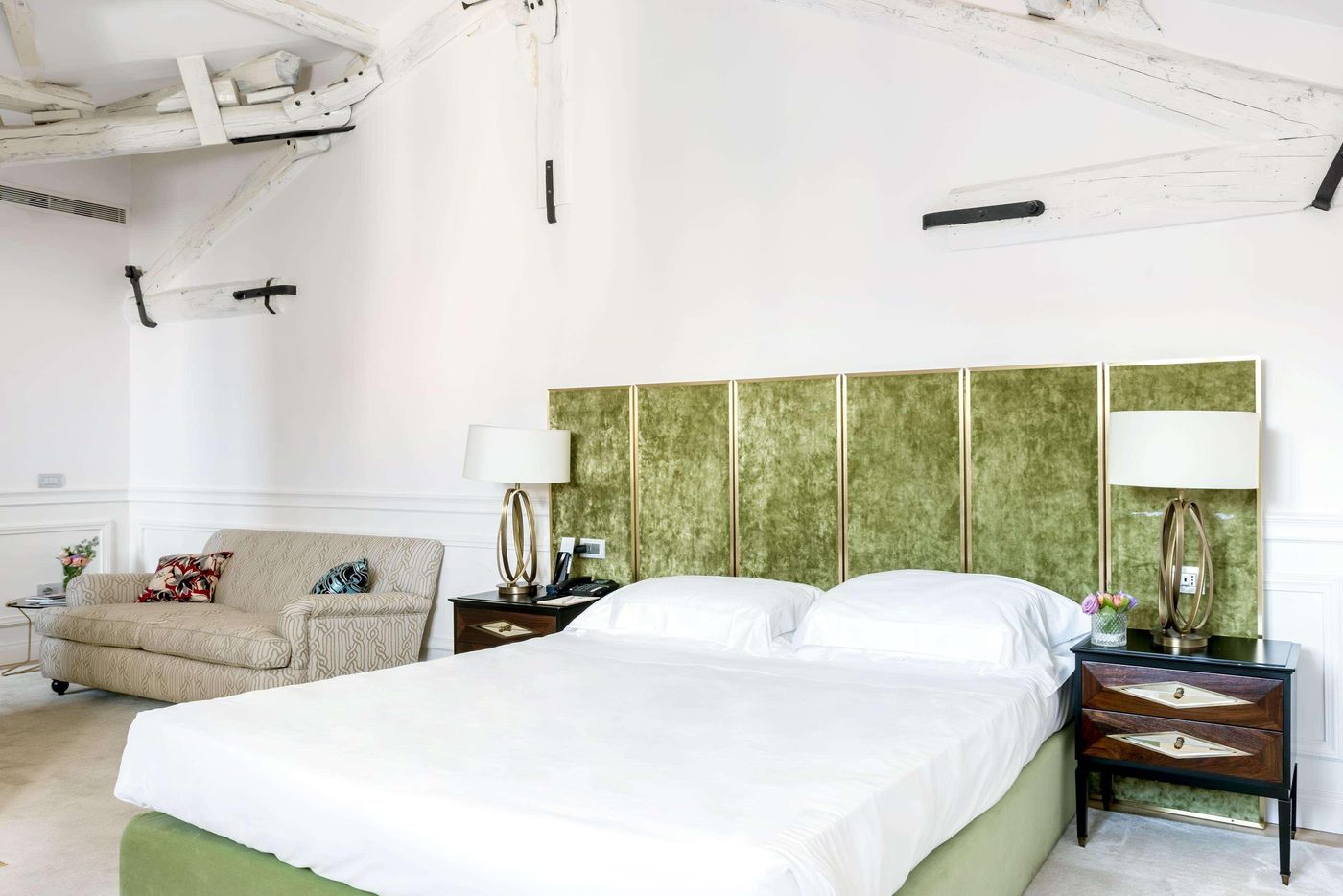 Palazzo-Dama-Room-37