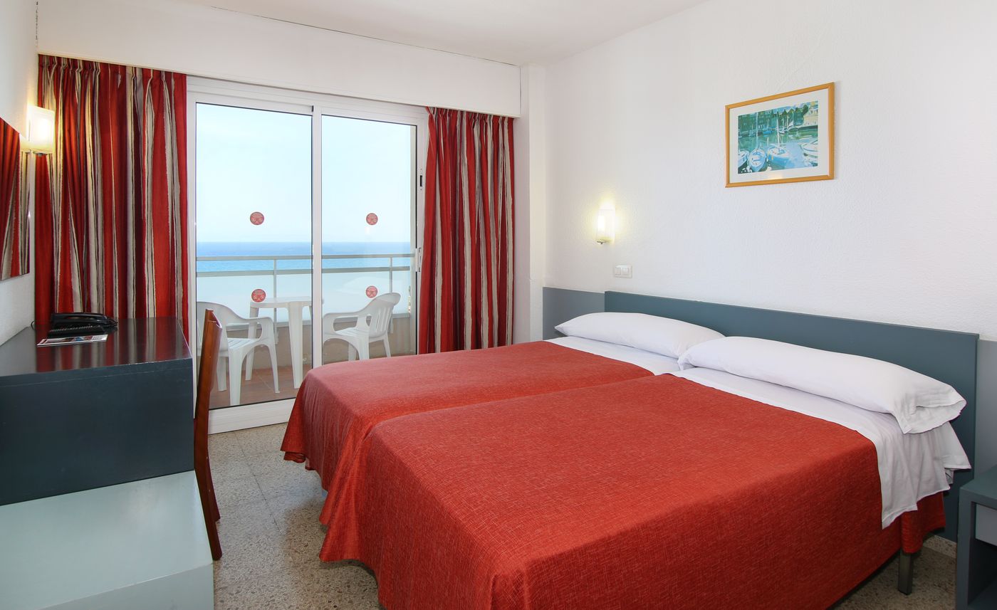 Medplaya-Santa-Monica-Room-15