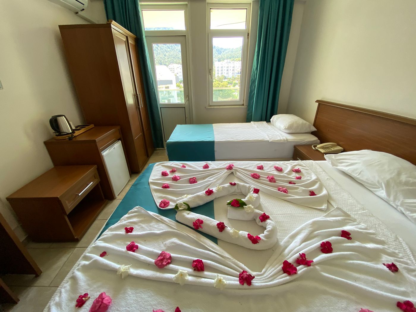 B-B-Yuzbasi-Beach-Hotel-Room-14