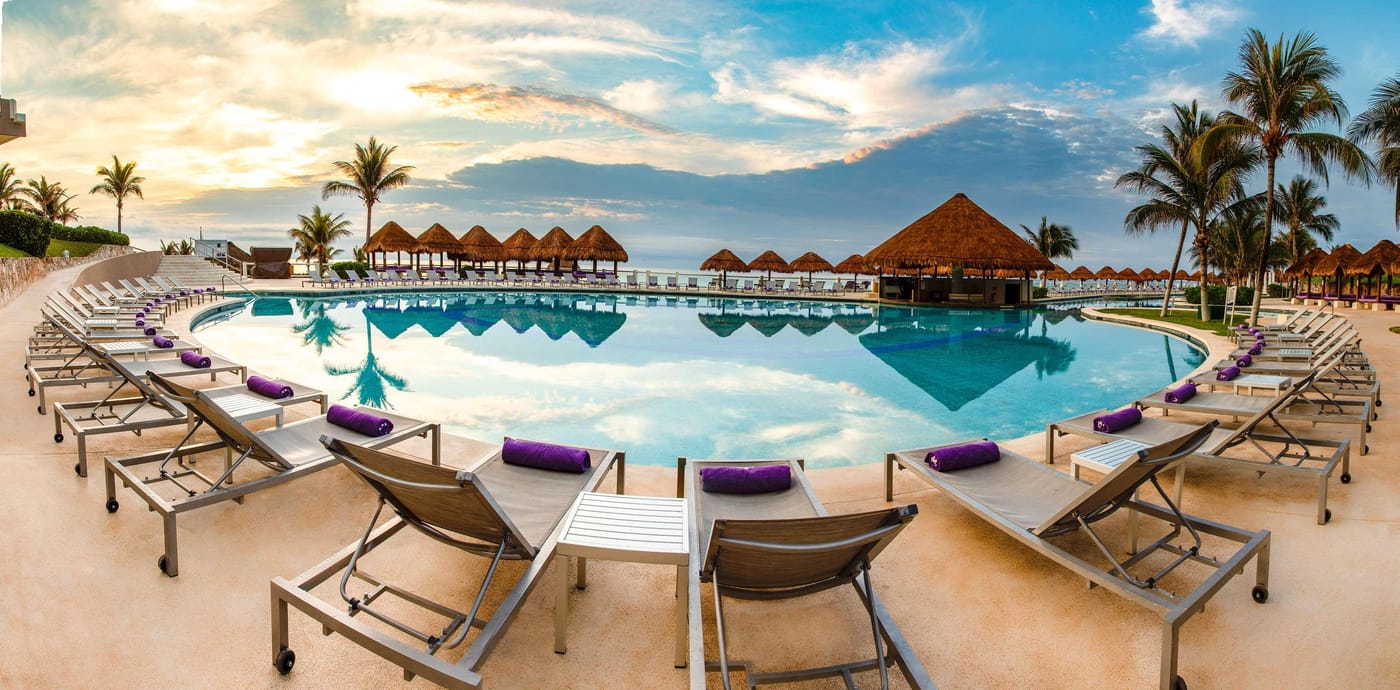 Paradisus-Cancun-All-Inclusive-Resort-Pool-11