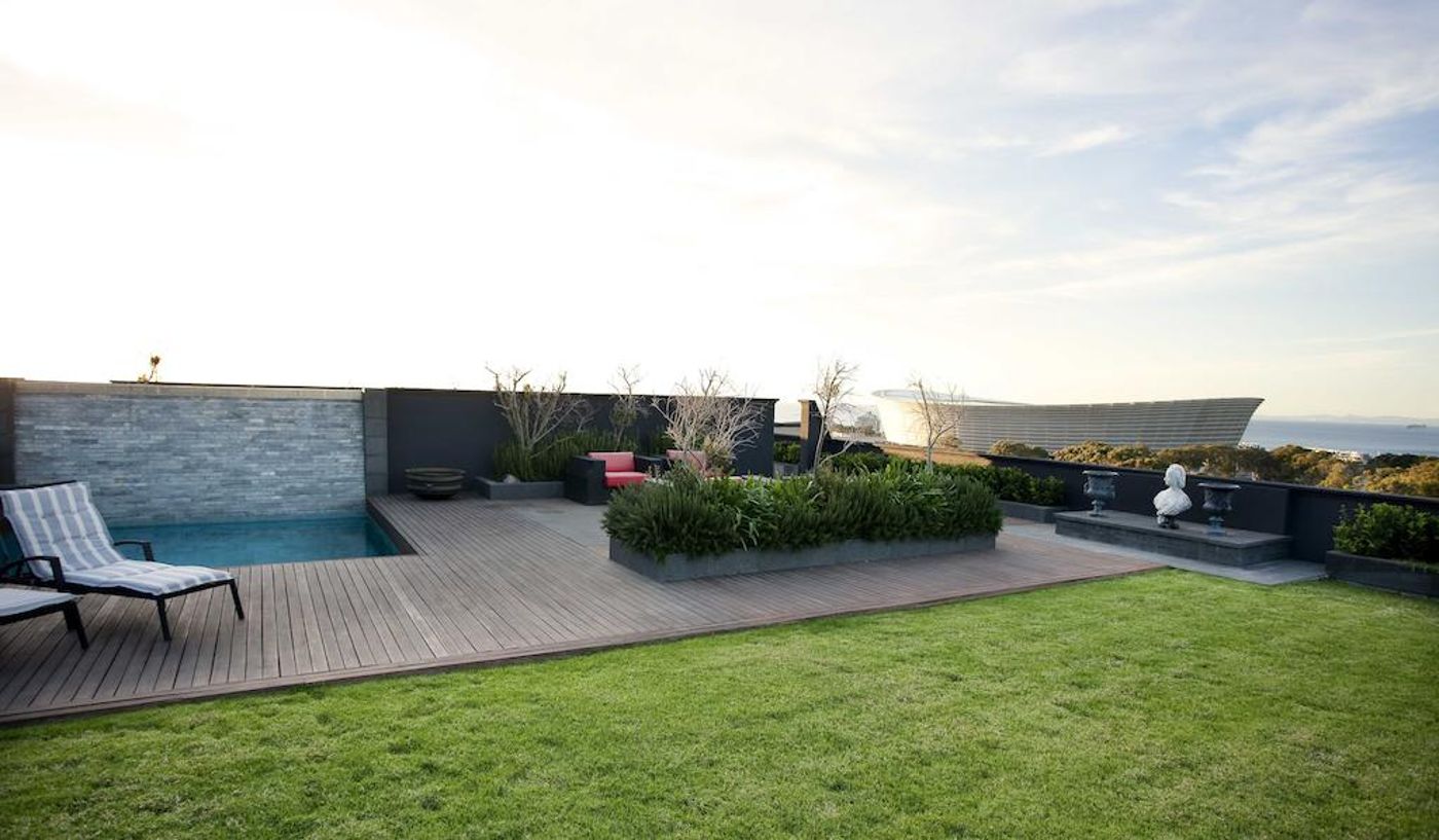 Cape-Royale-Luxury-Hotel-Pool-28