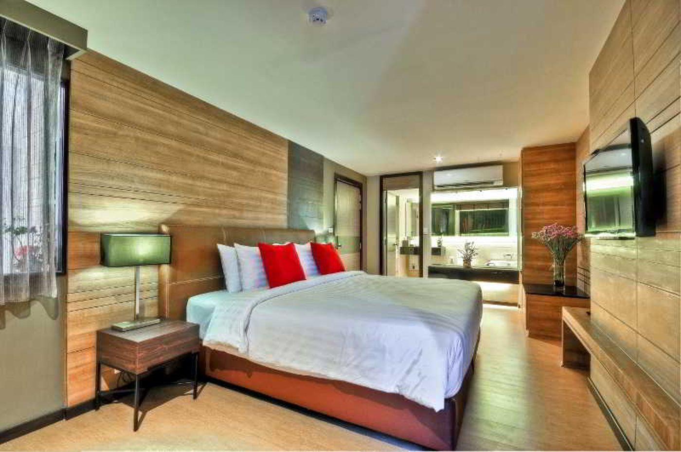 Mida-Hotel-Ngamwongwan-Room-15