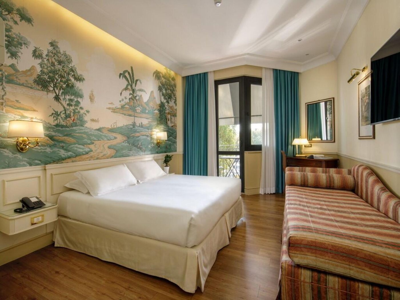 Hotel-Donna-Laura-Palace-Room-15