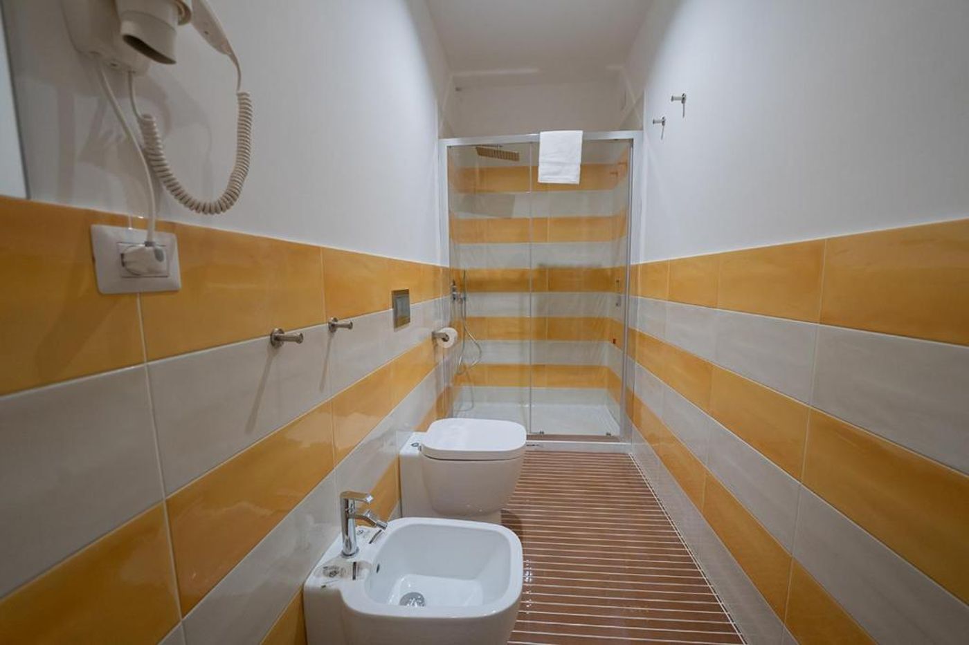 P.c. Boutique H. Lifestyle - Italy - Naples - Room - 6