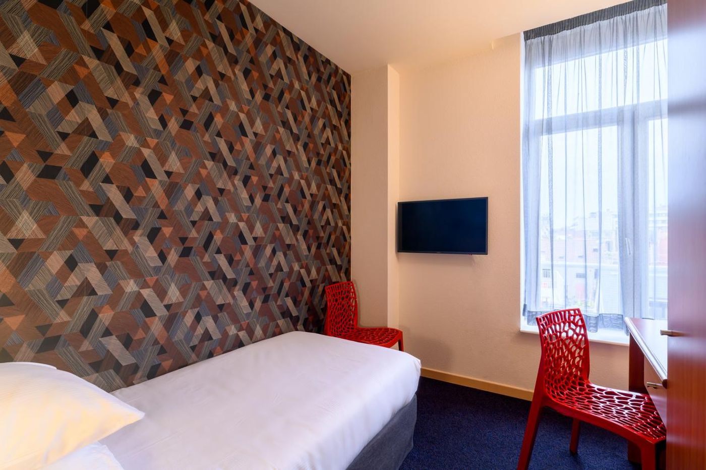 Aris-Grand-Place-Room-23