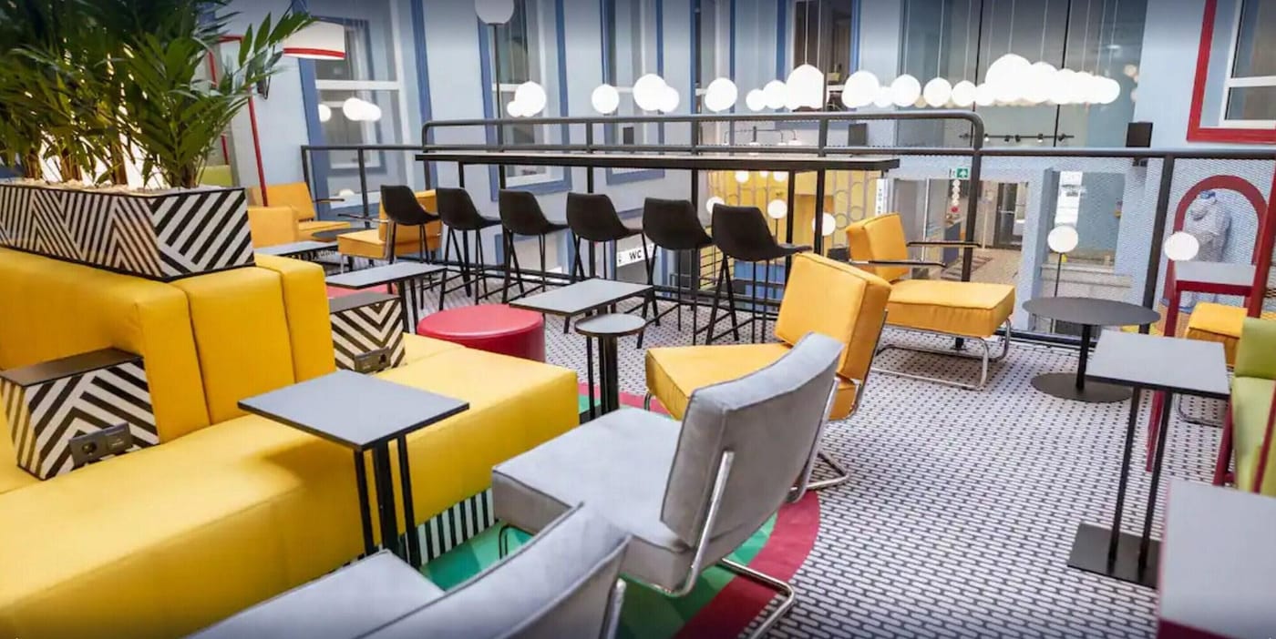 NETIZEN-Budapest-Centre-Hostel-Hotel-Bar-18