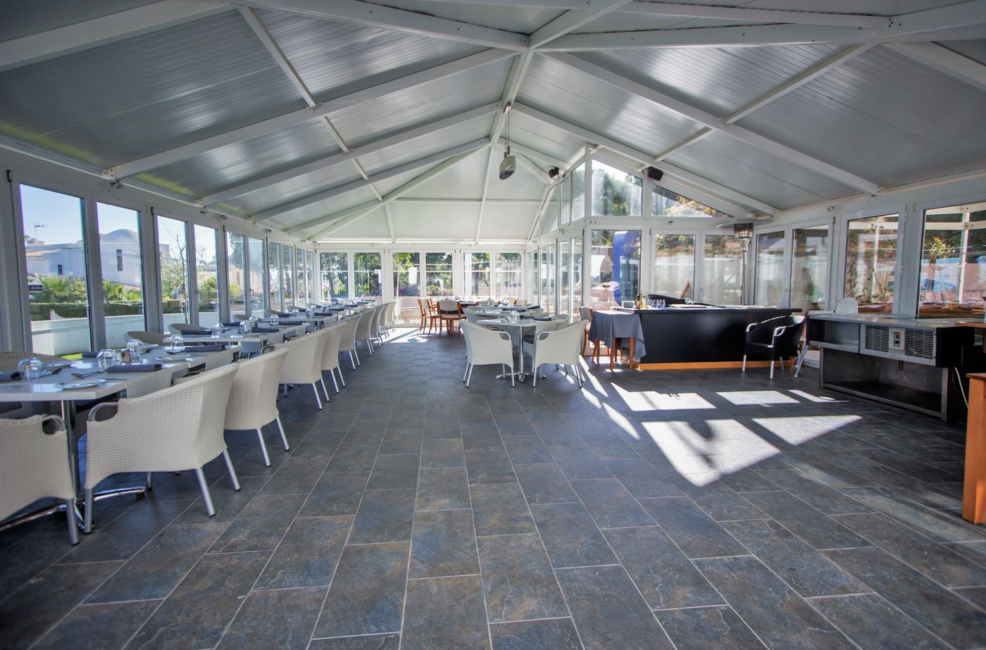 Hotel-Maritur---Adult-Only-Restaurant-48