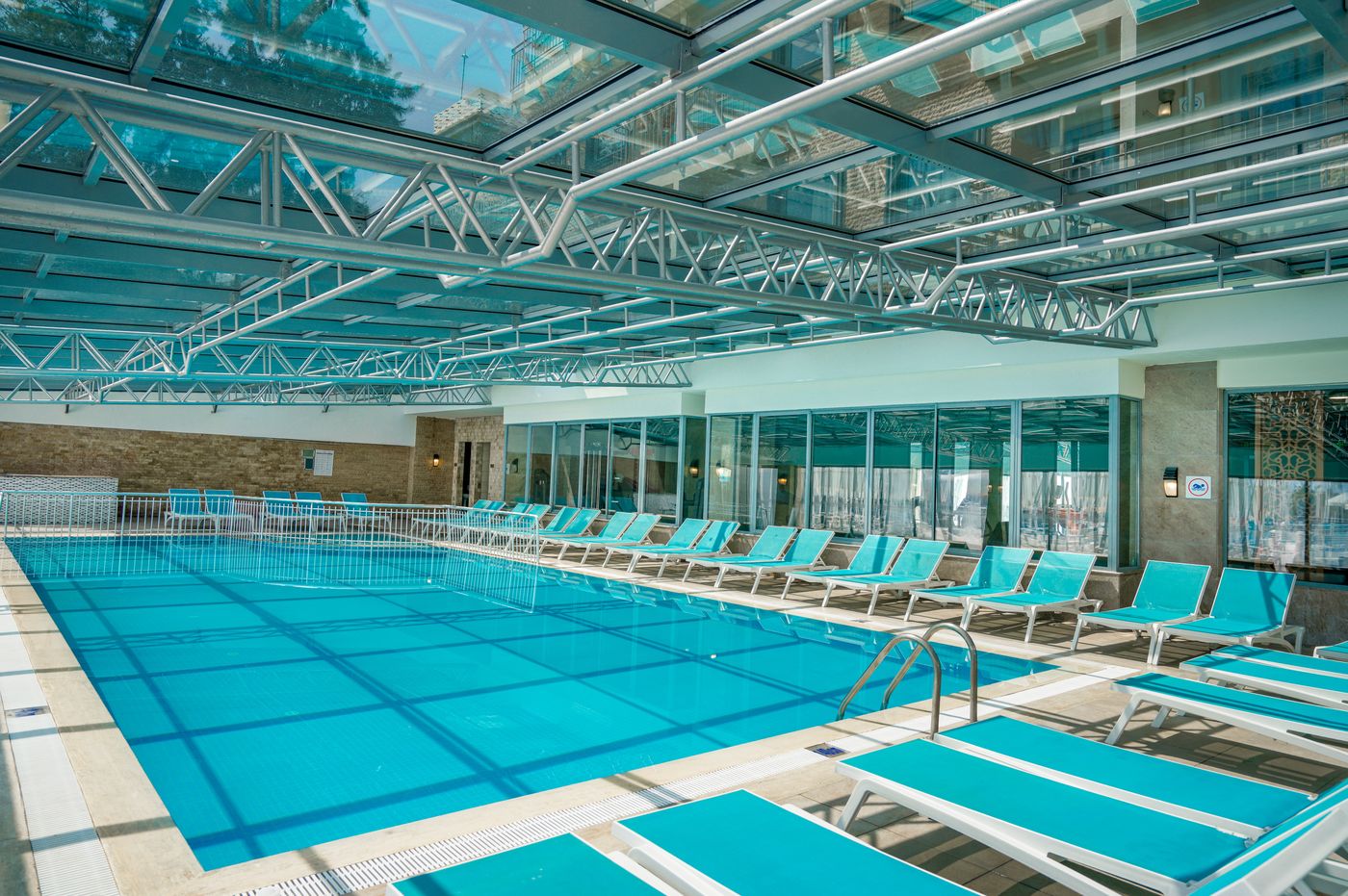 Diamond-Beach-Hotel---SPA-Pool-69