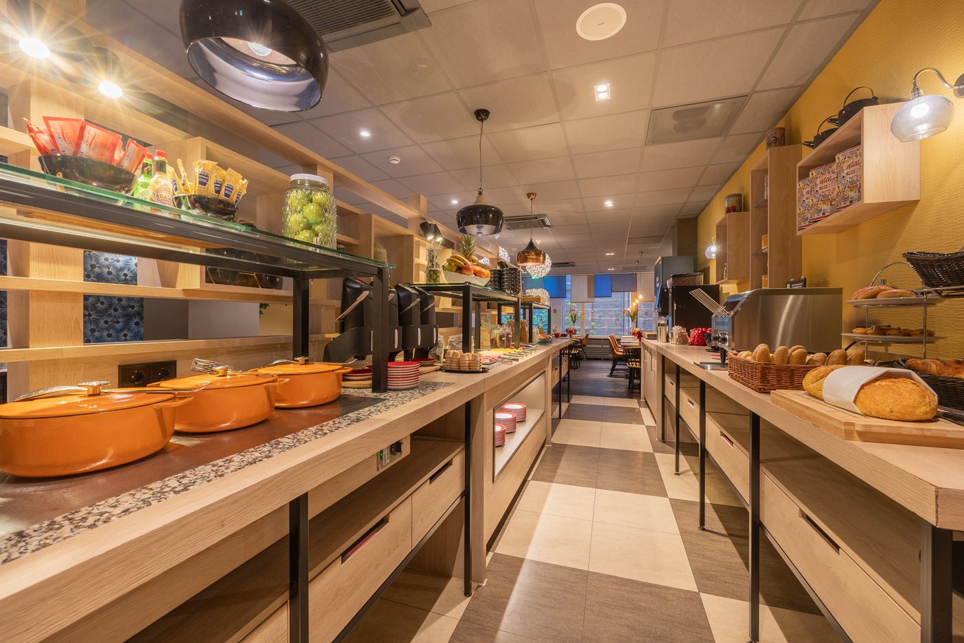 Leonardo-Hotel-Amsterdam-City-Center-Restaurant-37