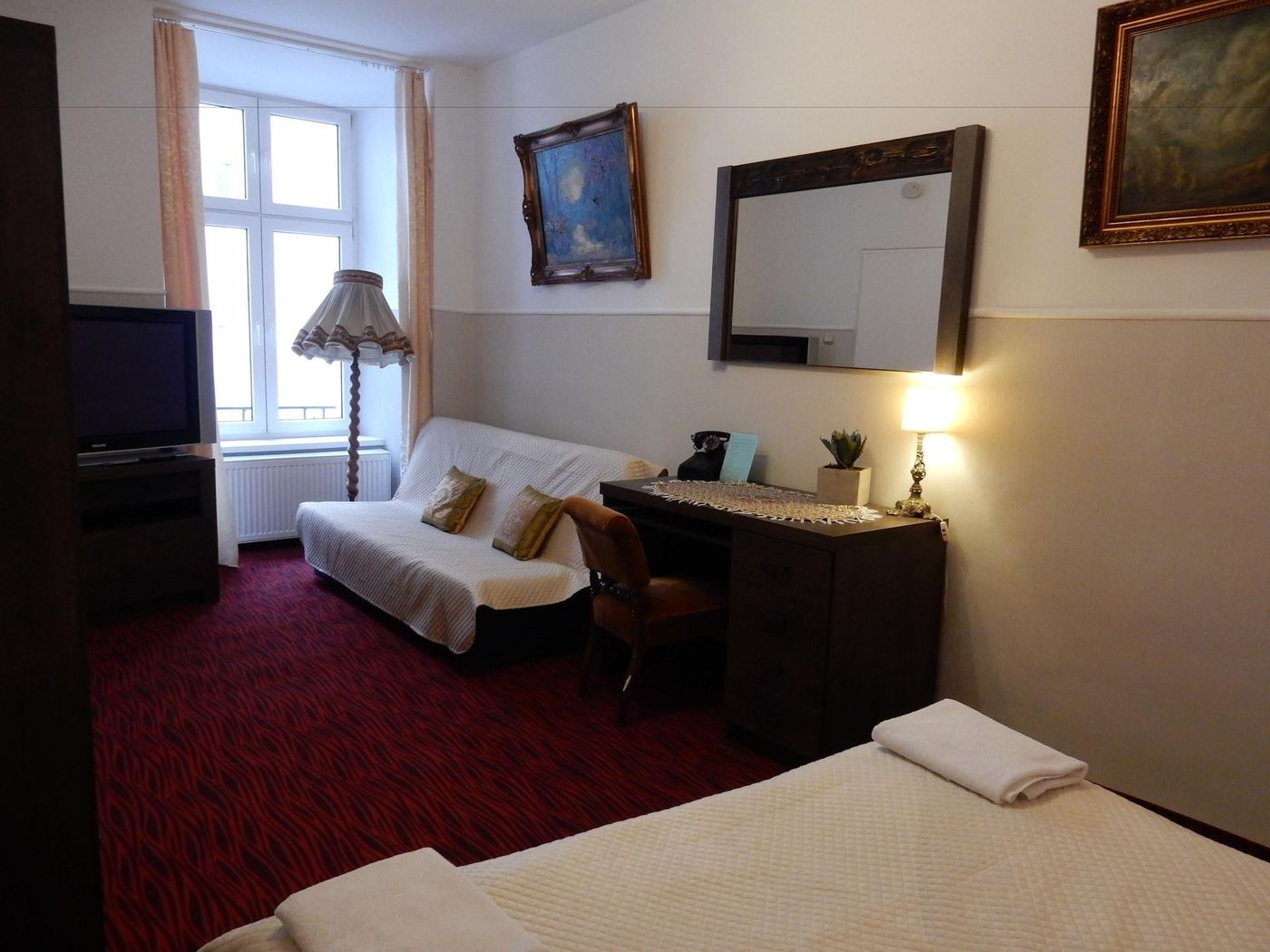 Unikat-Guest-Rooms-Room-37