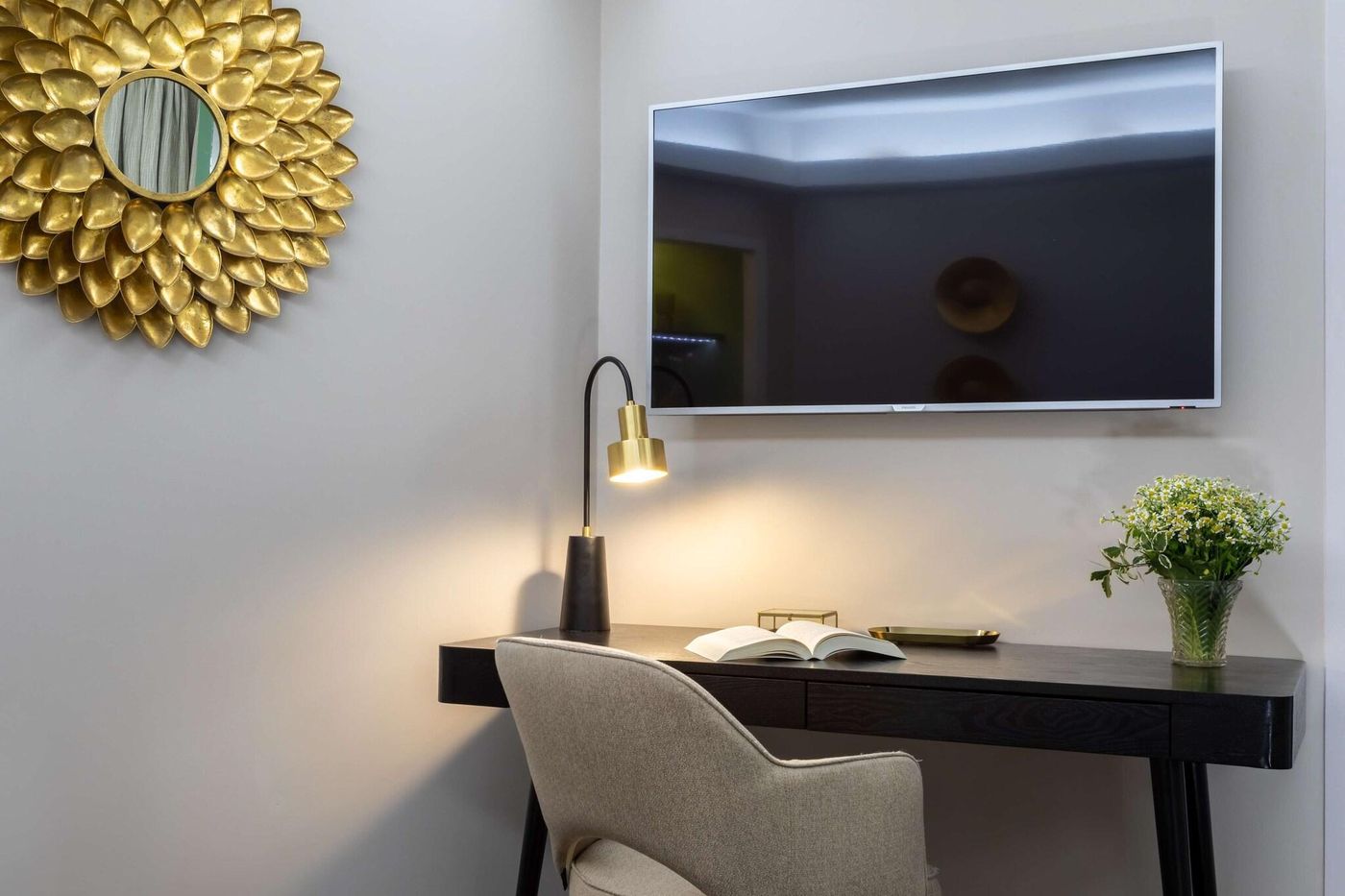 Hotel-Camille-Paris-Gare-De-Lyon-Tapestry-Collection-By-Hilton-Room-46