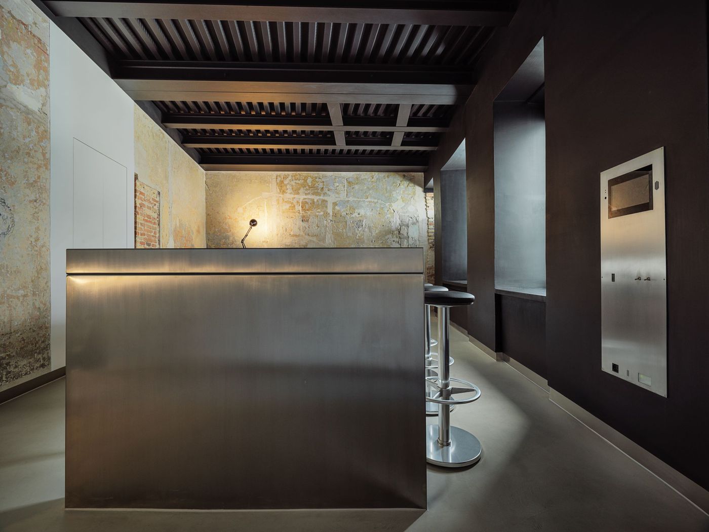 Rhinoceros-Roma-Room-11