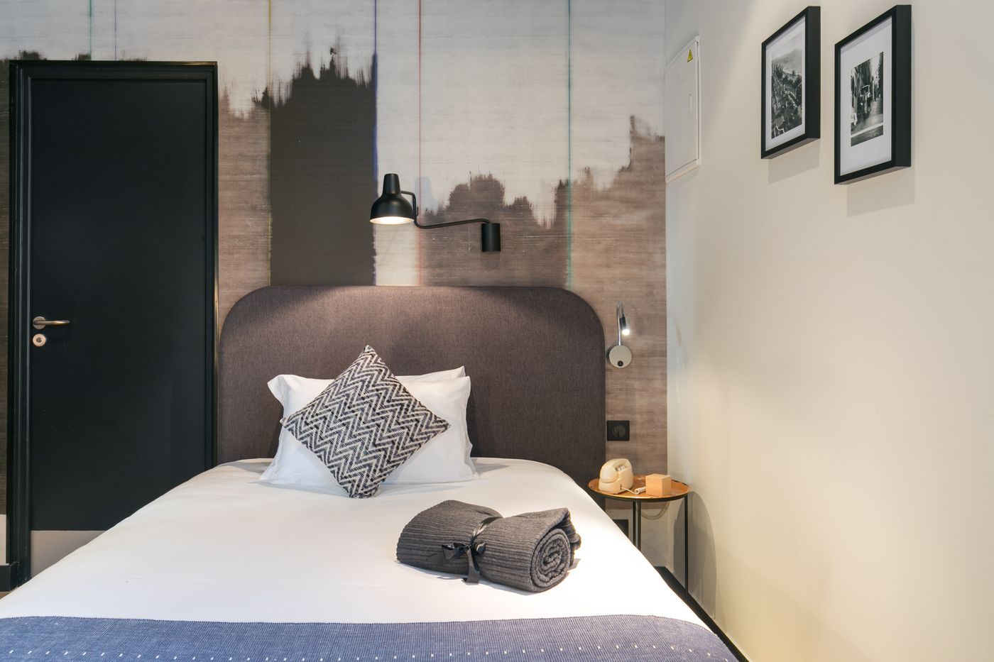 Best-Western-So-Co-by-HappyCulture-Room-14