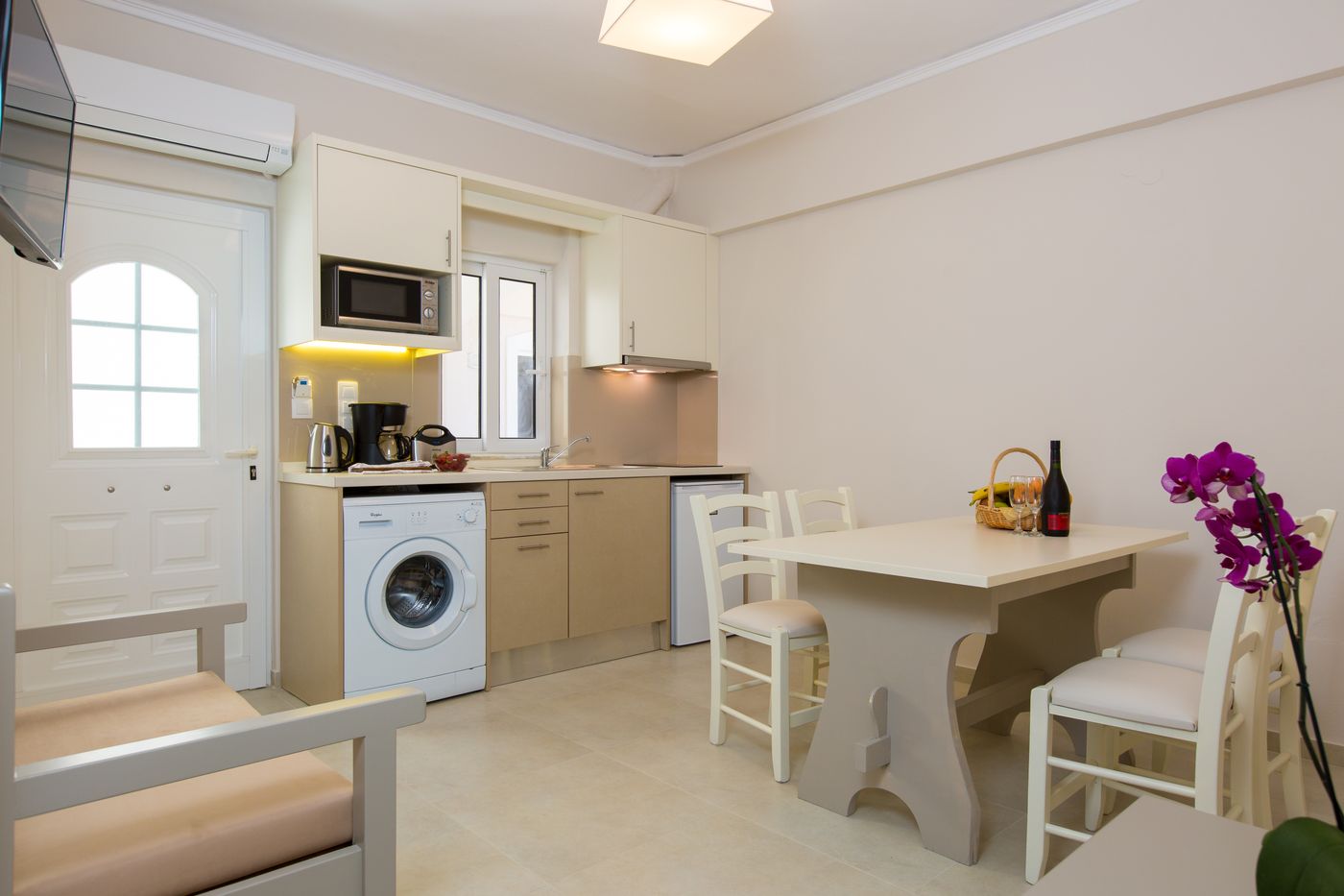 Trefon-Hotel-Apartments-Room-40