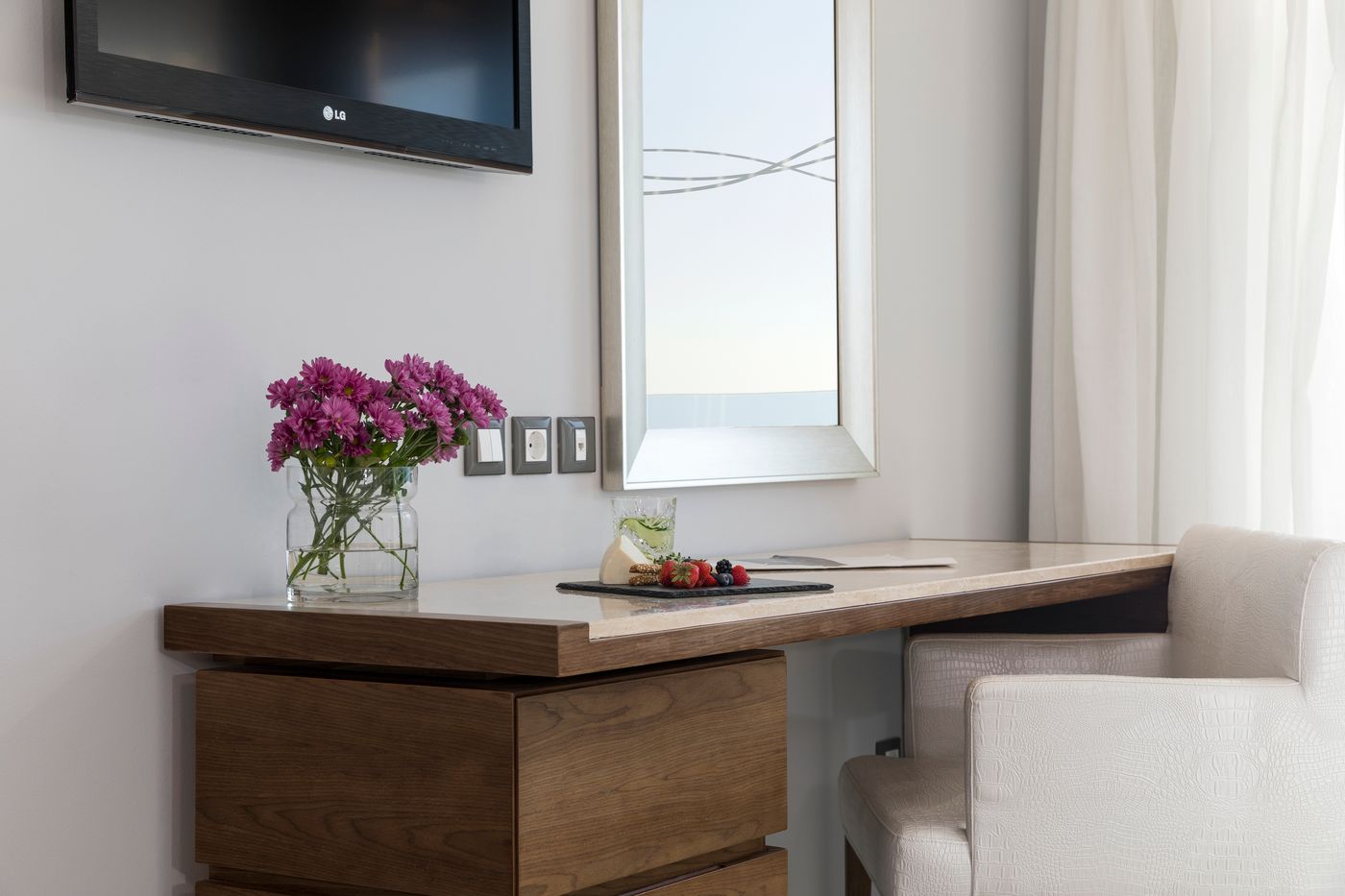 Boutique-5-Hotel-Room-41