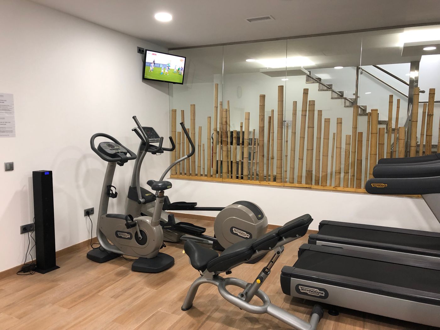 Flamingo-Beach-Resort---Adults-Recommended-Sports-and-Entertainment-51