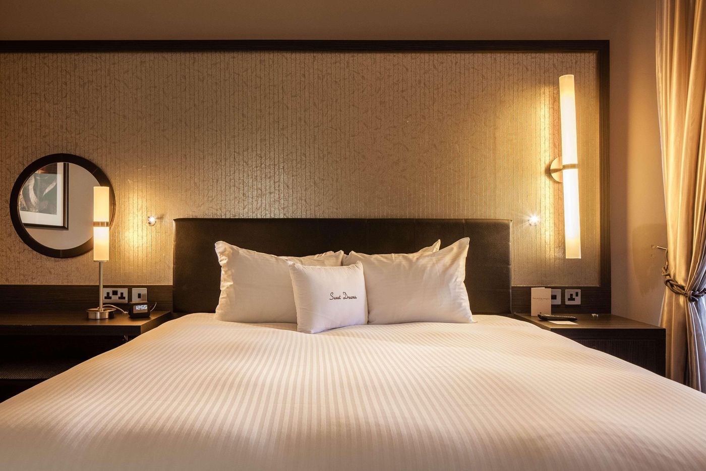 DoubleTree by Hilton Edinburgh City Centre - United Kingdom - EDINBURGH - Room - 4