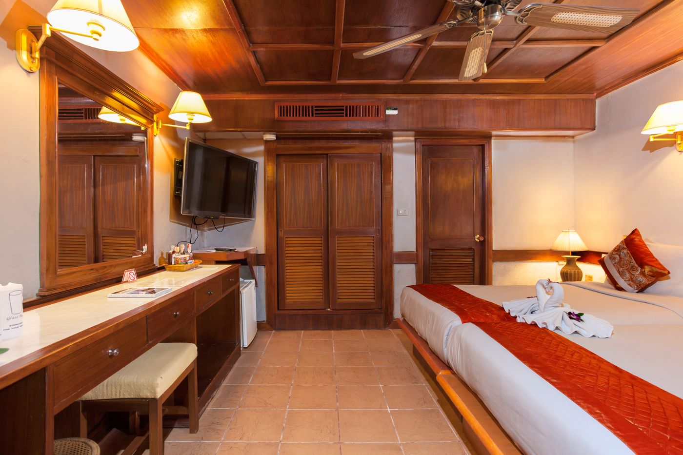 Tropica-Bungalow-Hotel-Room-40