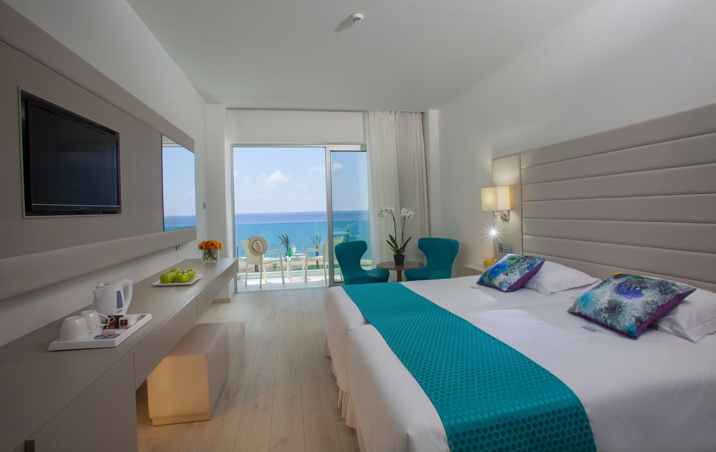 King Evelthon Beach Hotel and Resort