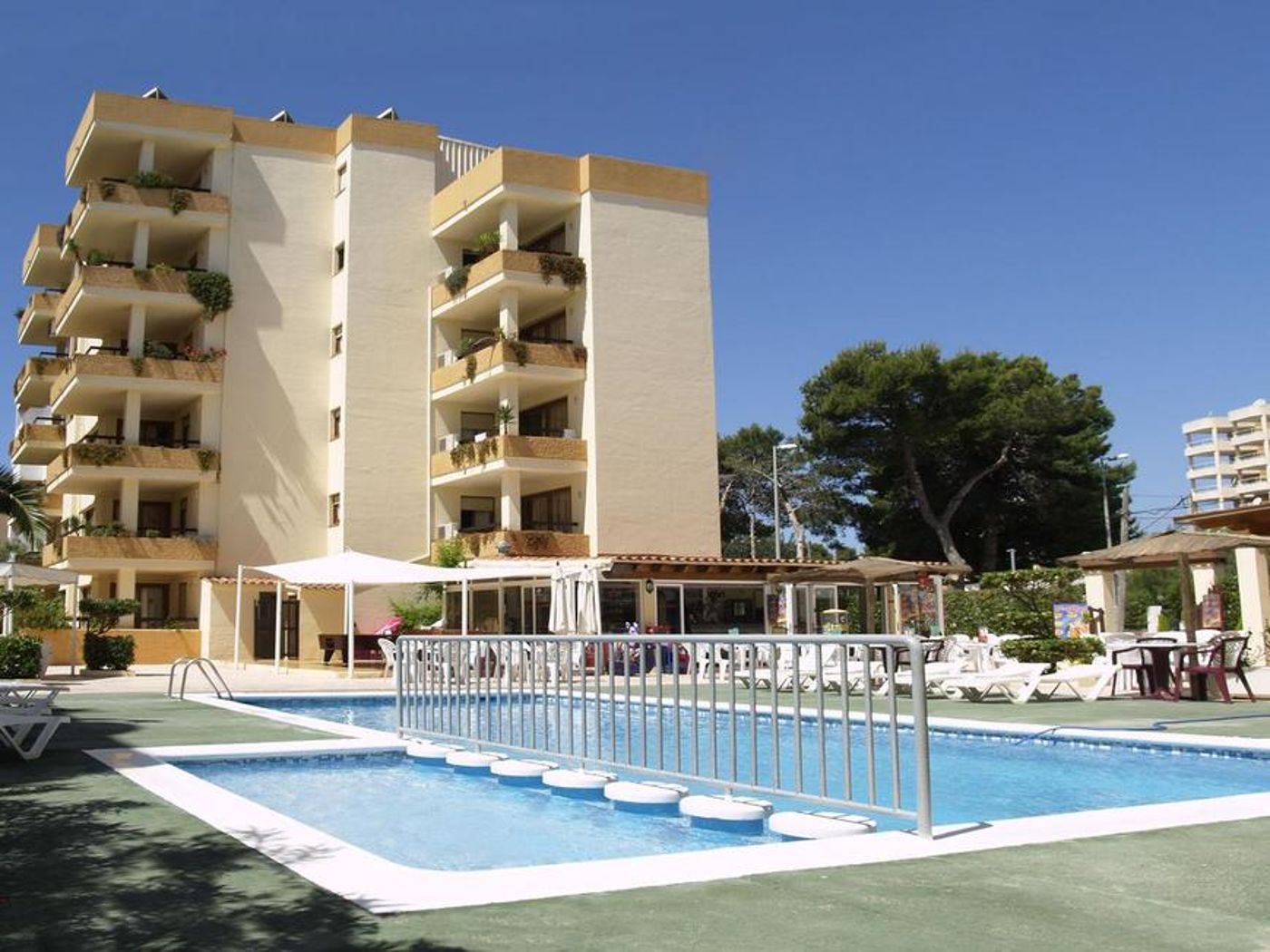 Arlanza Apartments