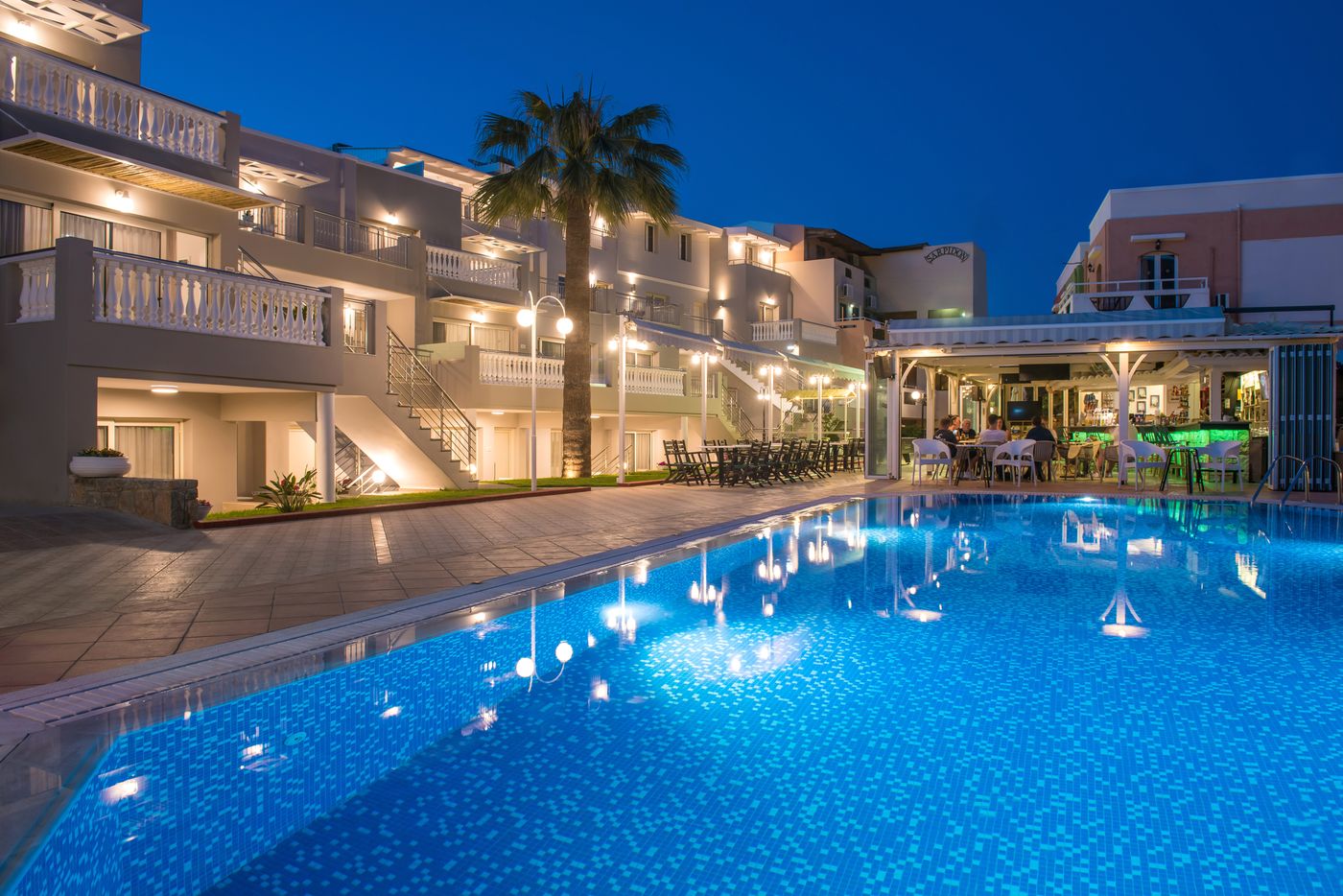 Sarpidon-Apartments-Pool-2