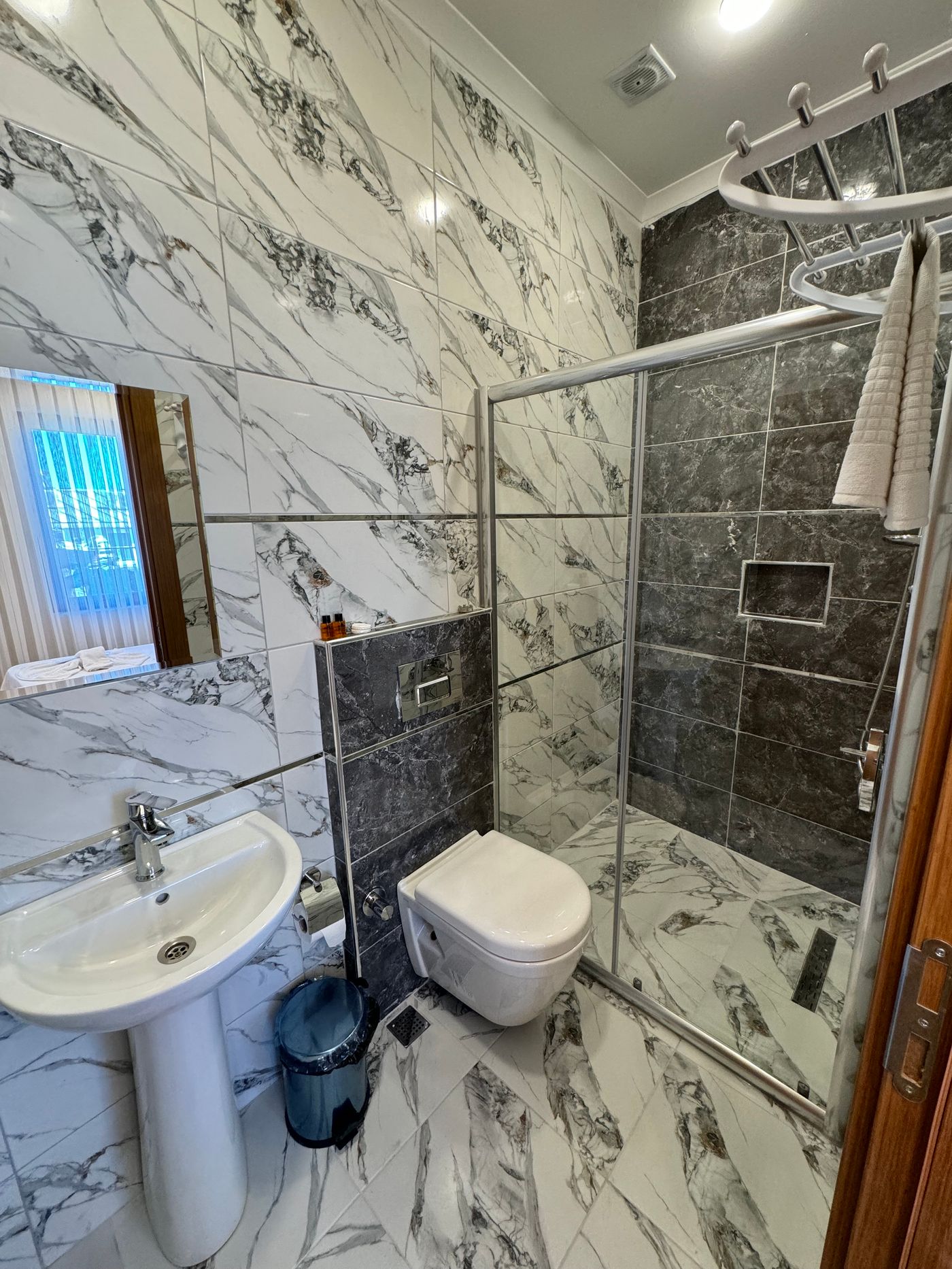 Riverside-Hotel-Room-29